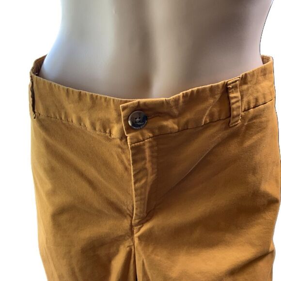 Old Navy Tapenade Button Closure Belt Loops Casual Preppy Academia Shorts Sz 16 - Picture 2 of 14